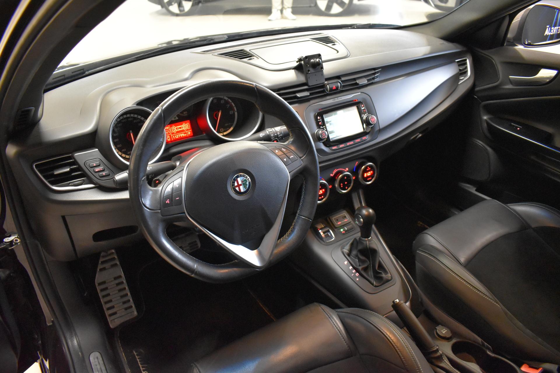 ALFA ROMEO Giulietta 2015