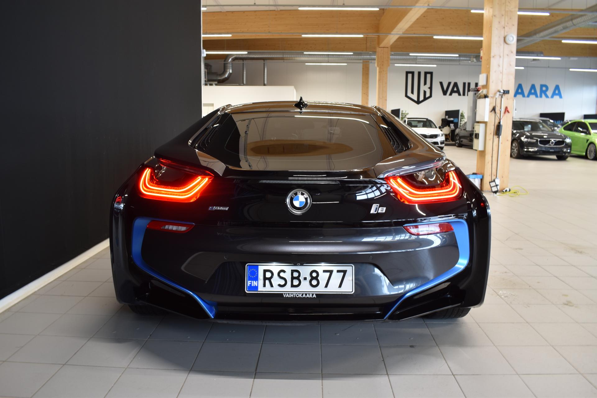 BMW i8 2014