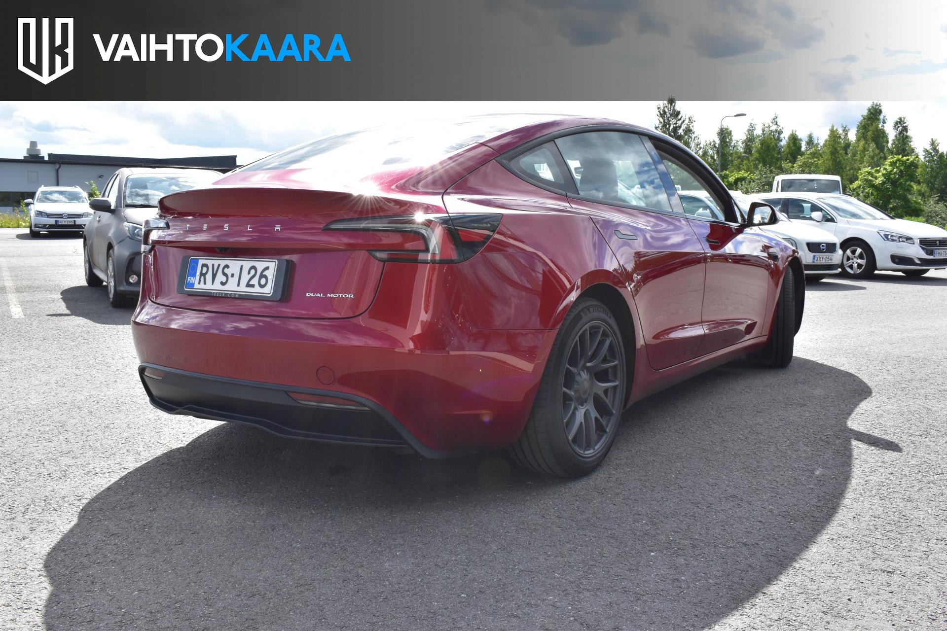 TESLA Model 3 2024
