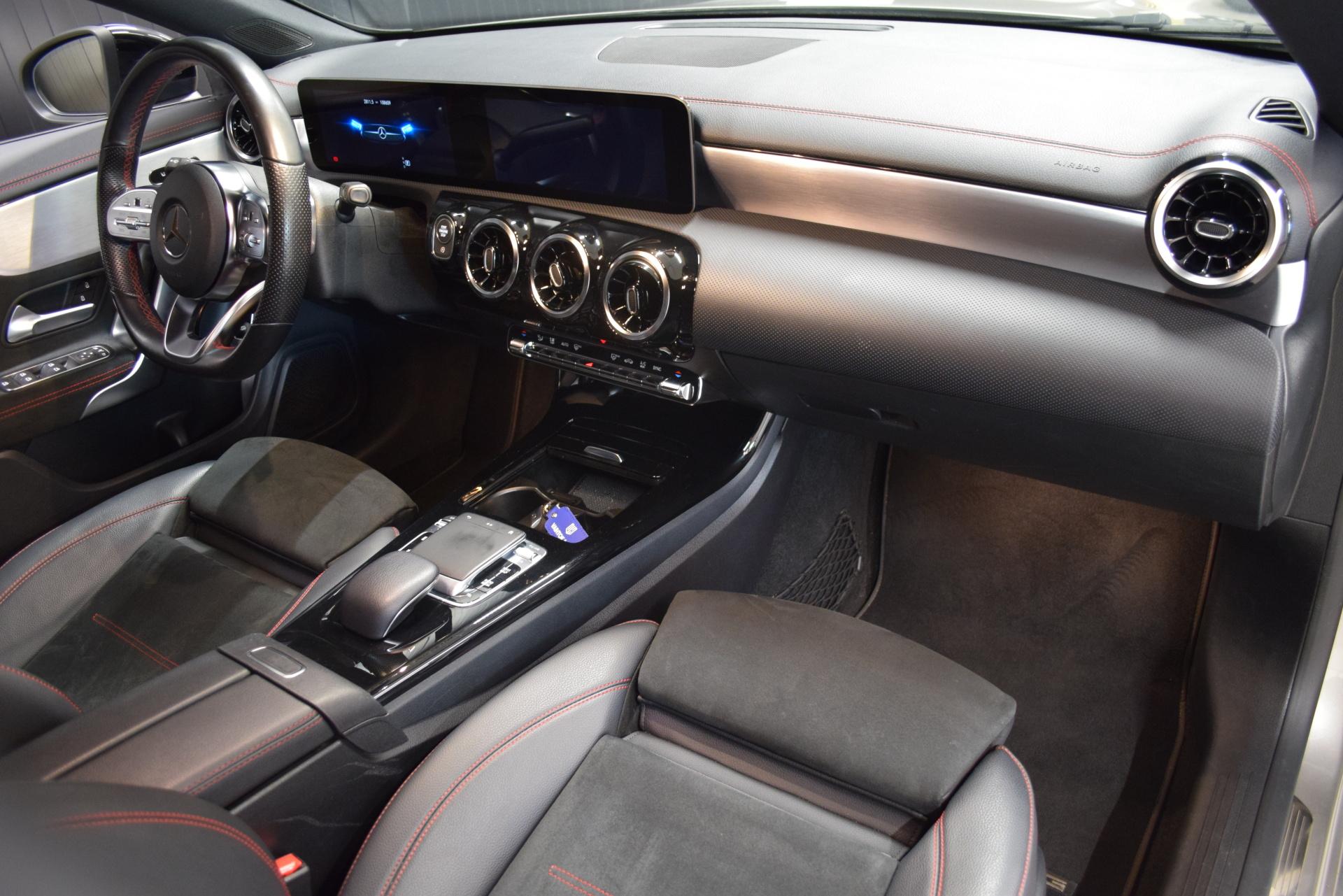 MERCEDES-BENZ CLA 2020