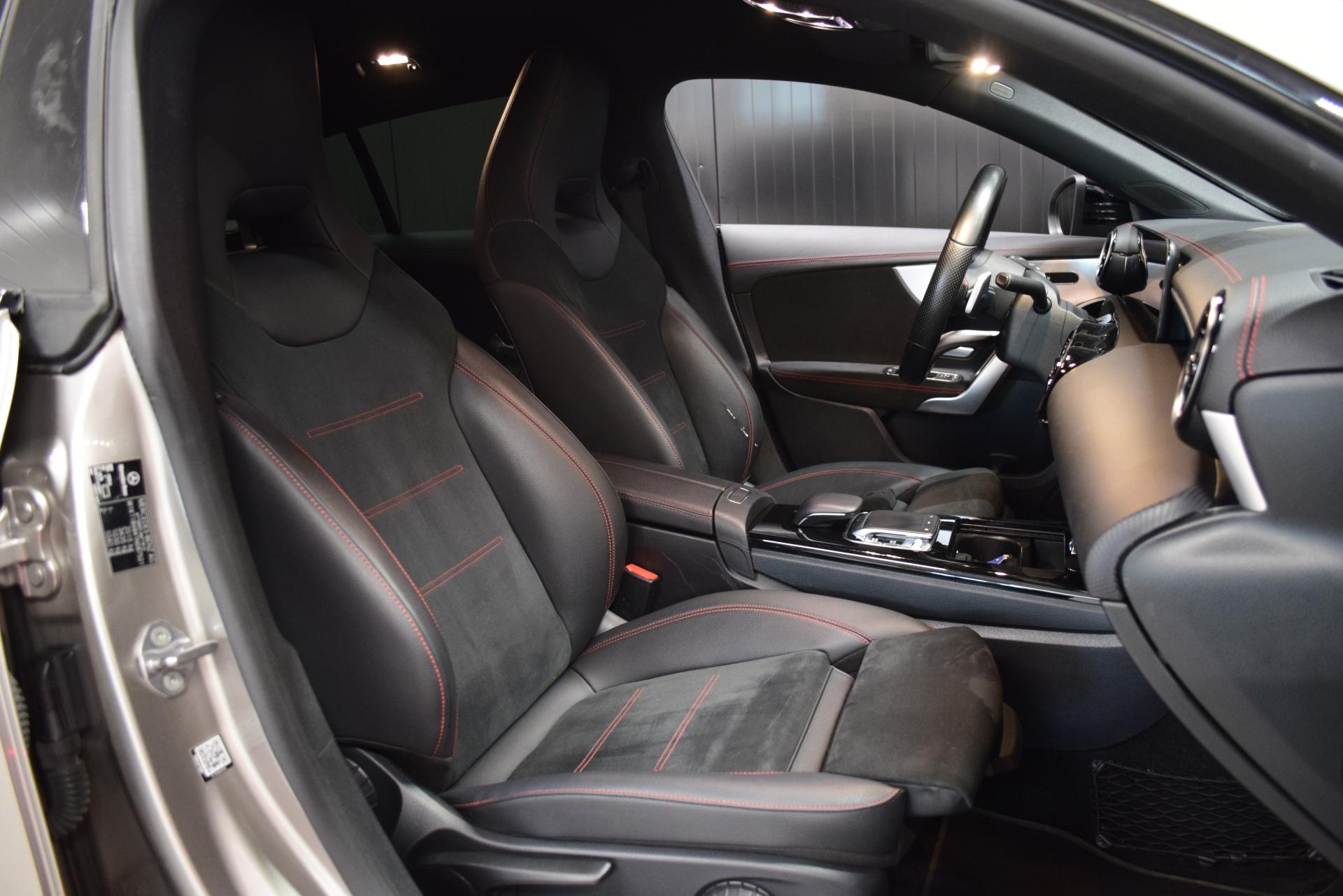 MERCEDES-BENZ CLA 2020
