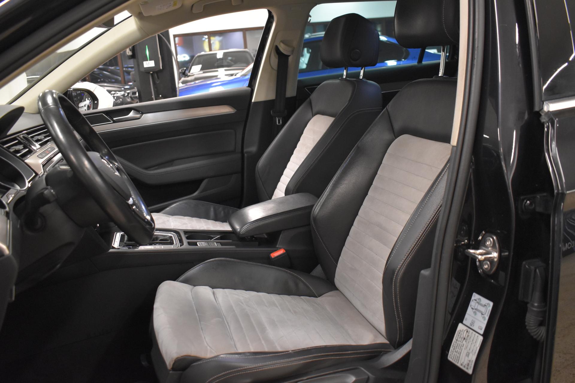 VOLKSWAGEN Passat 2016