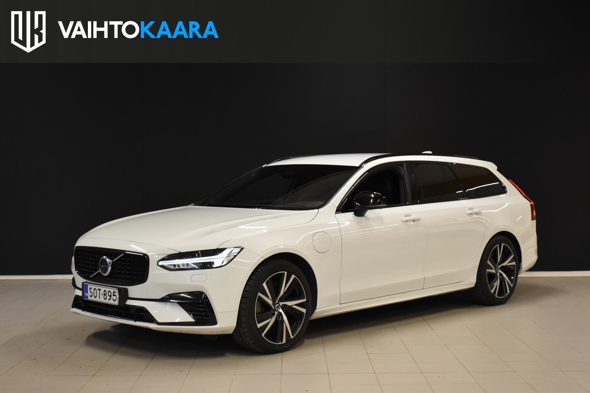 VOLVO V90 2022