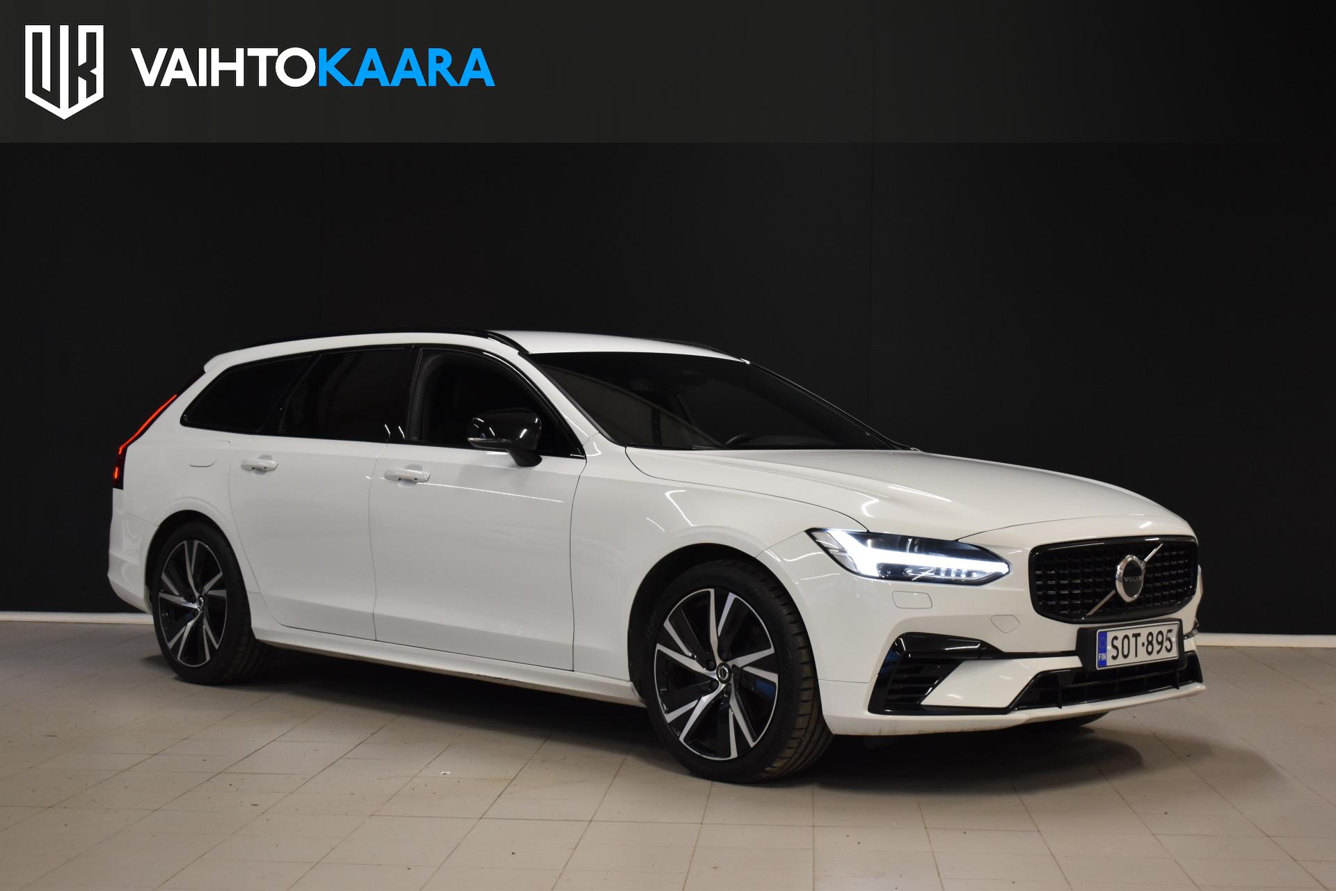 VOLVO V90 2022