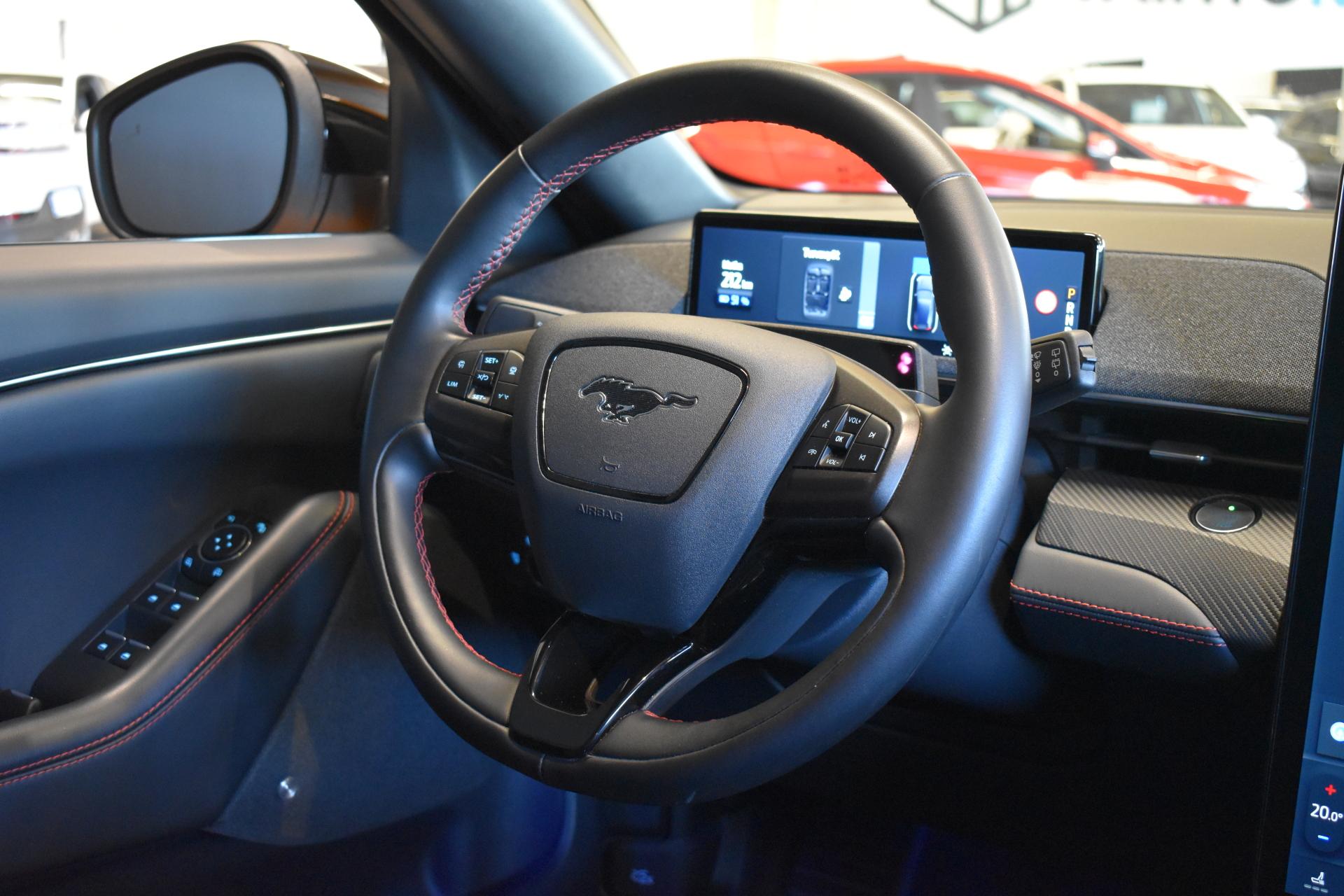 FORD Mustang Mach-E 2024