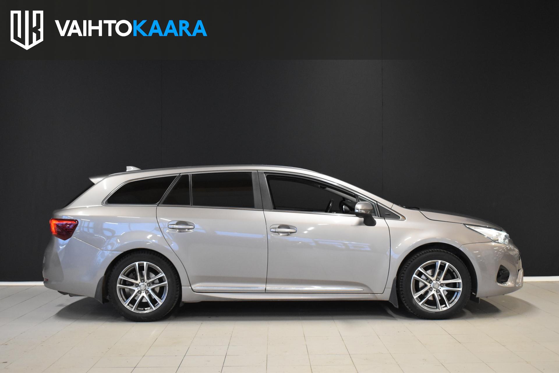TOYOTA Avensis 2016