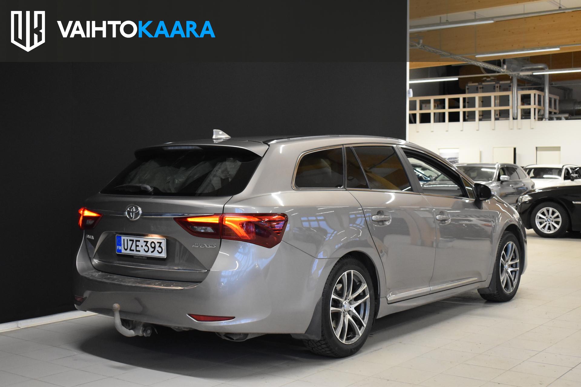 TOYOTA Avensis 2016