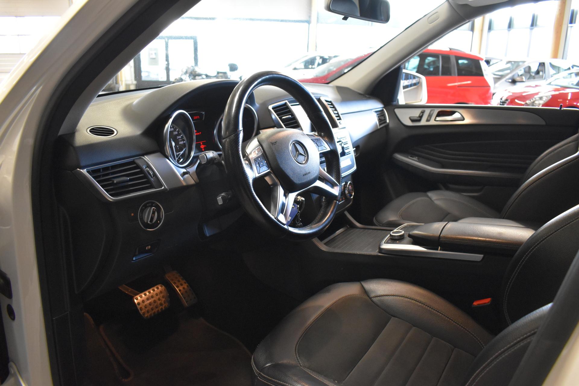 MERCEDES-BENZ ML 2012