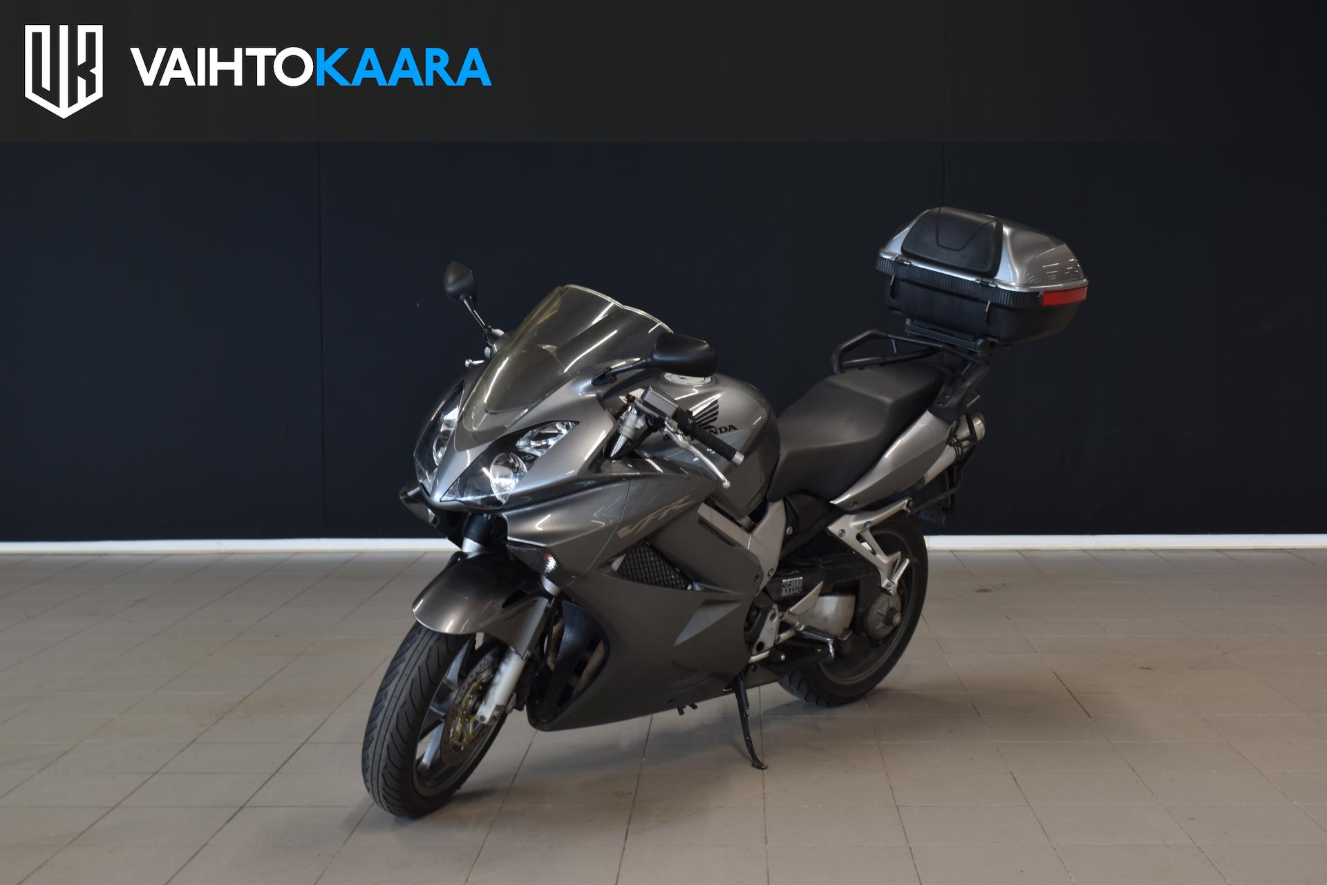 HONDA VFR 2008