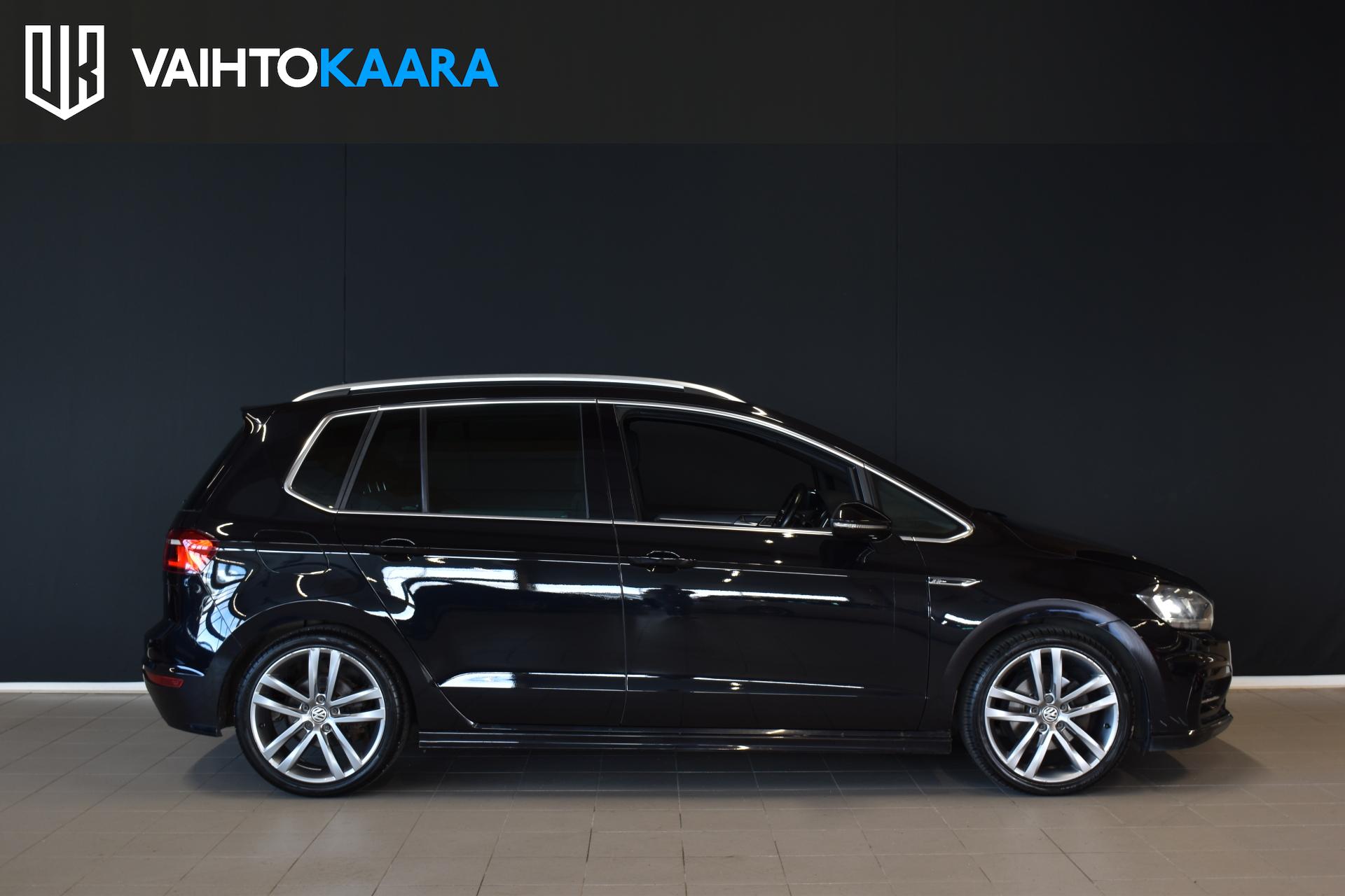 VOLKSWAGEN Golf Sportsvan 7