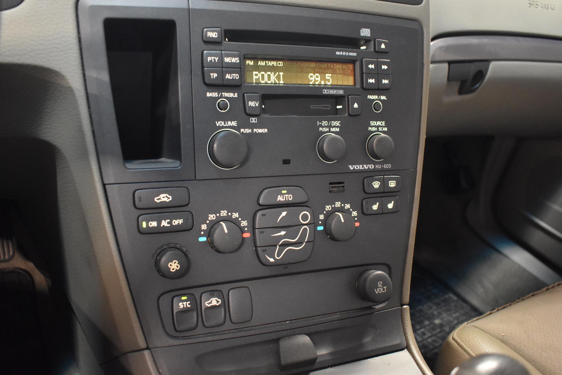 VOLVO S60 2002
