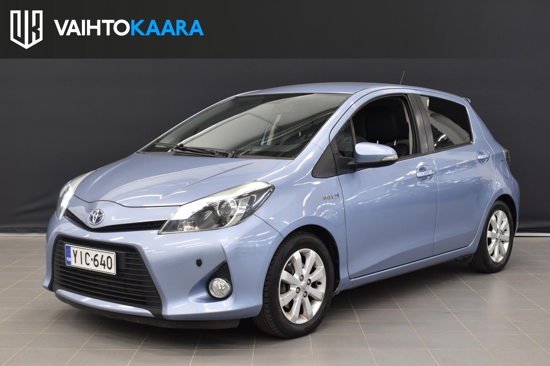 TOYOTA Yaris 2012