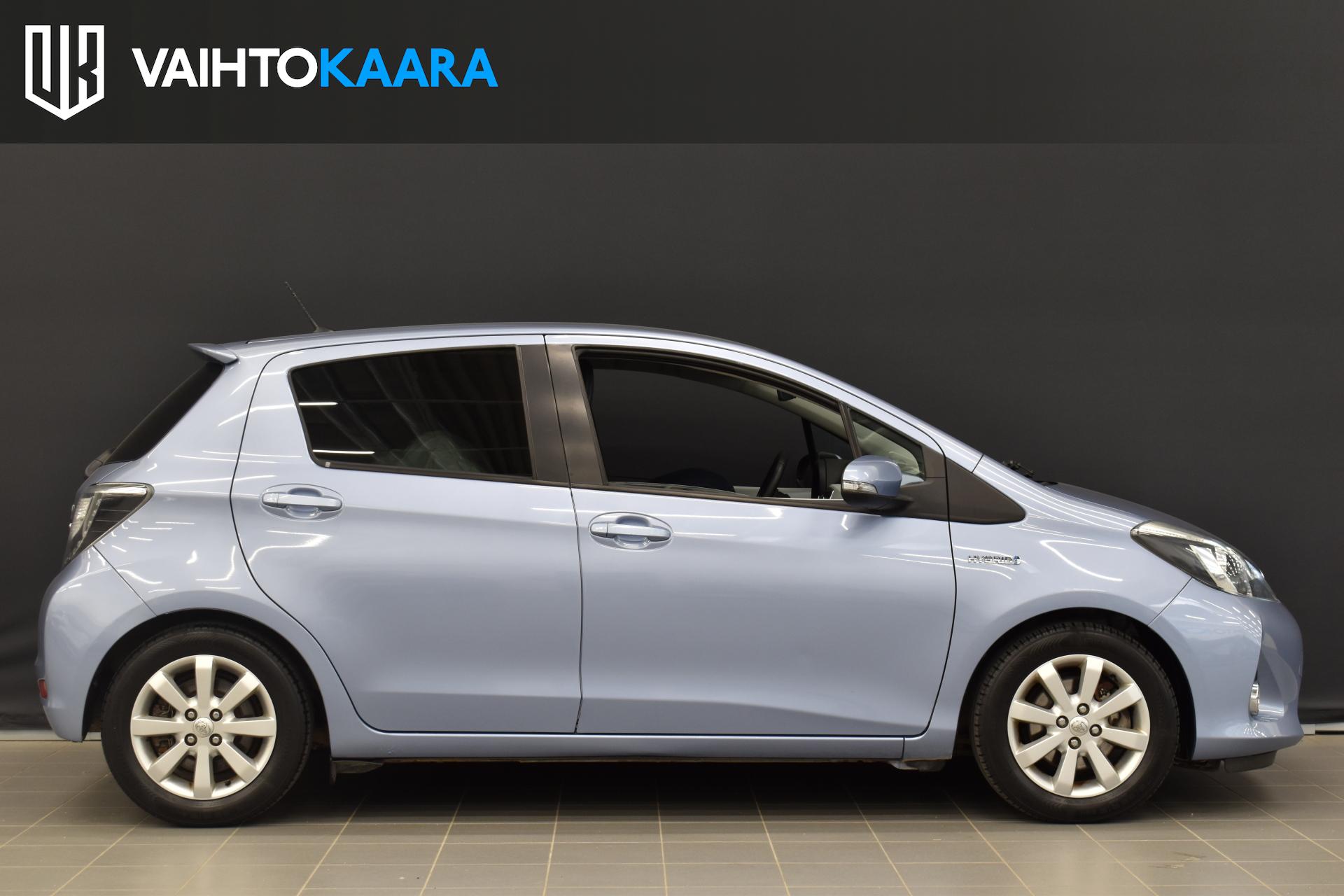 TOYOTA Yaris 2012