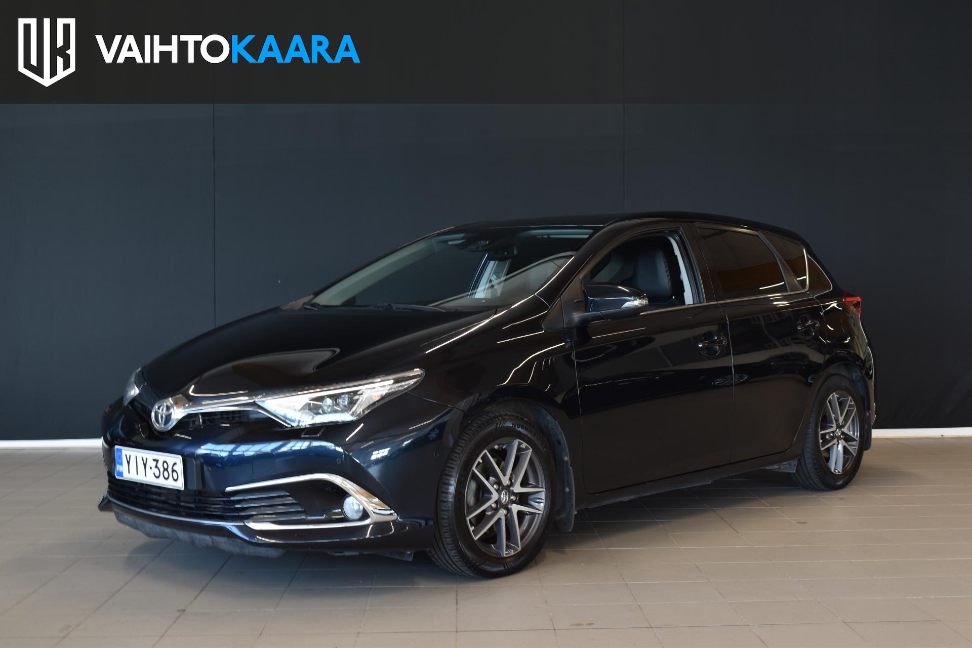 TOYOTA Auris 1