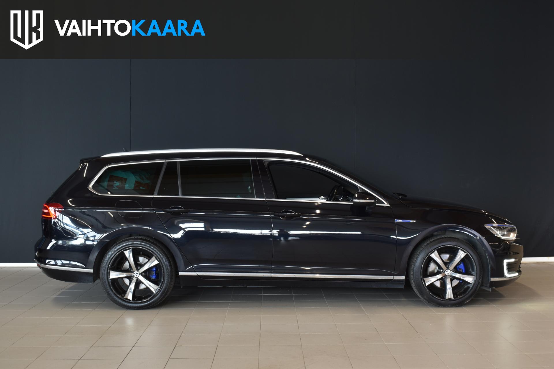 VOLKSWAGEN Passat 2017