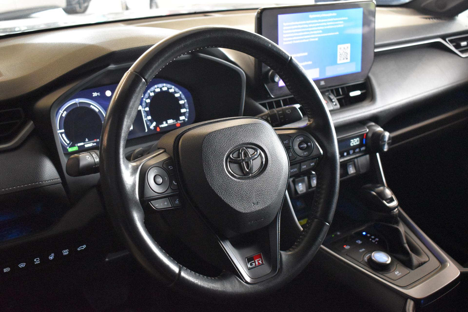 TOYOTA RAV4 2023
