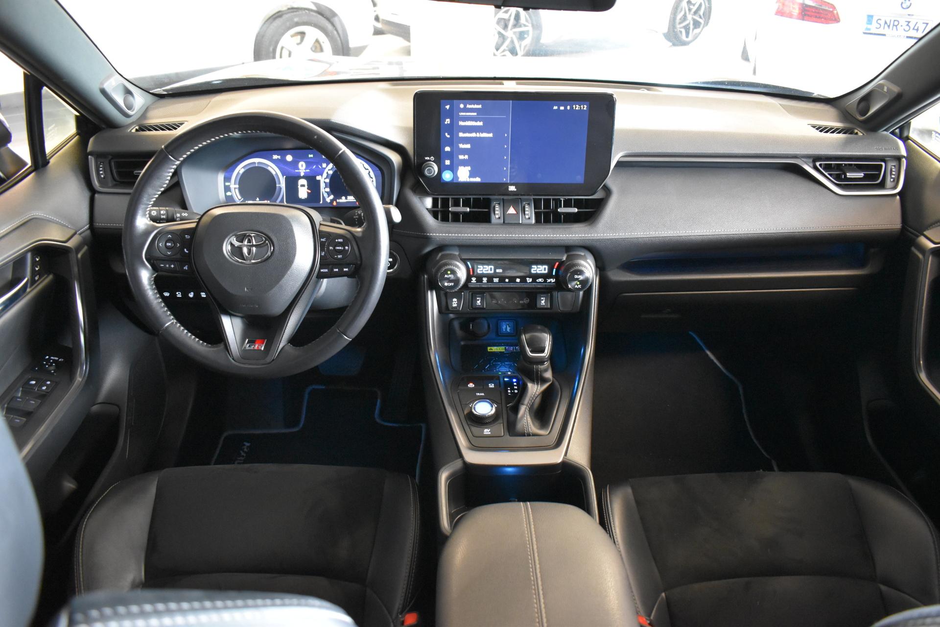 TOYOTA RAV4 2023