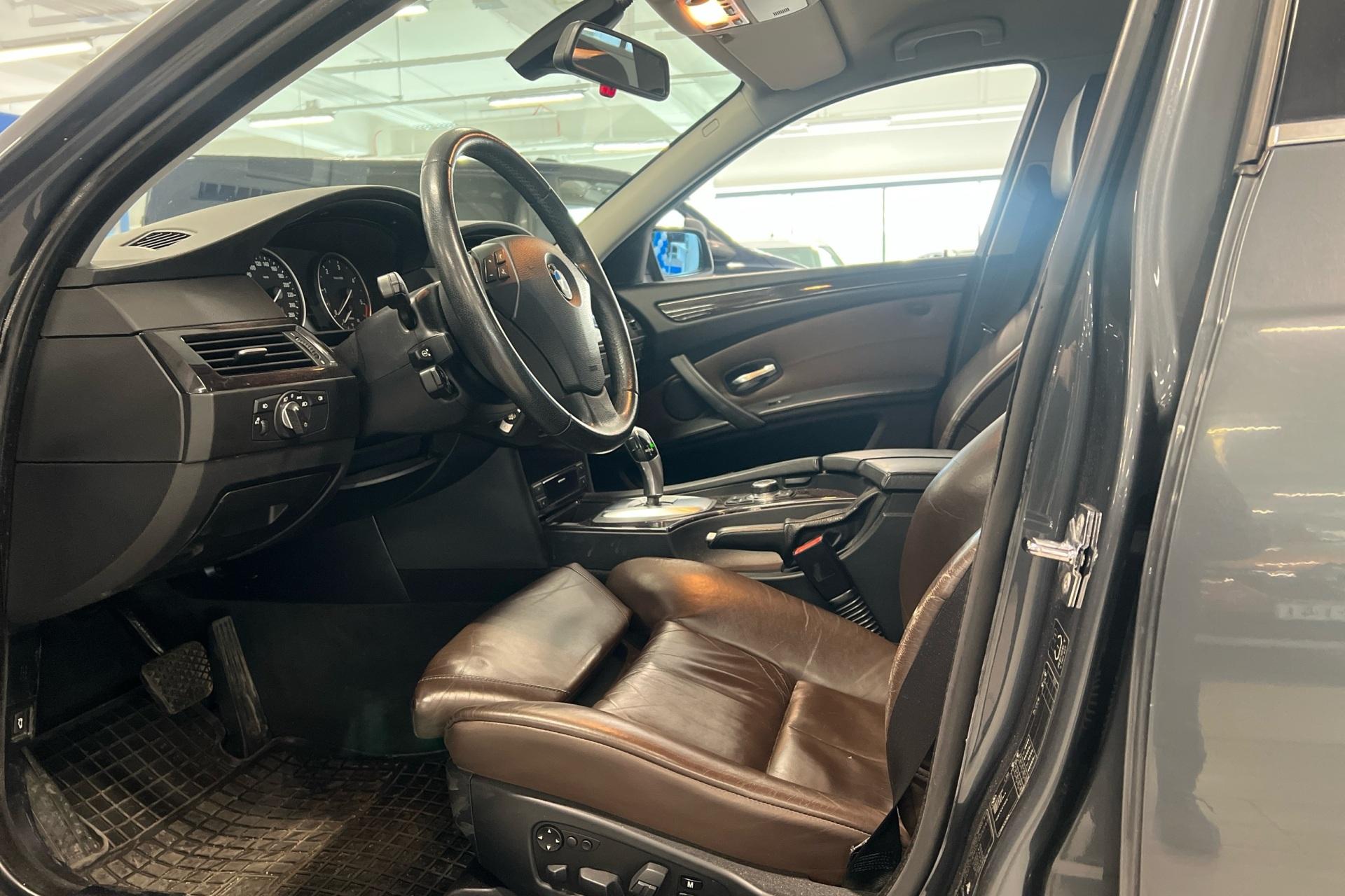 BMW 530 2009