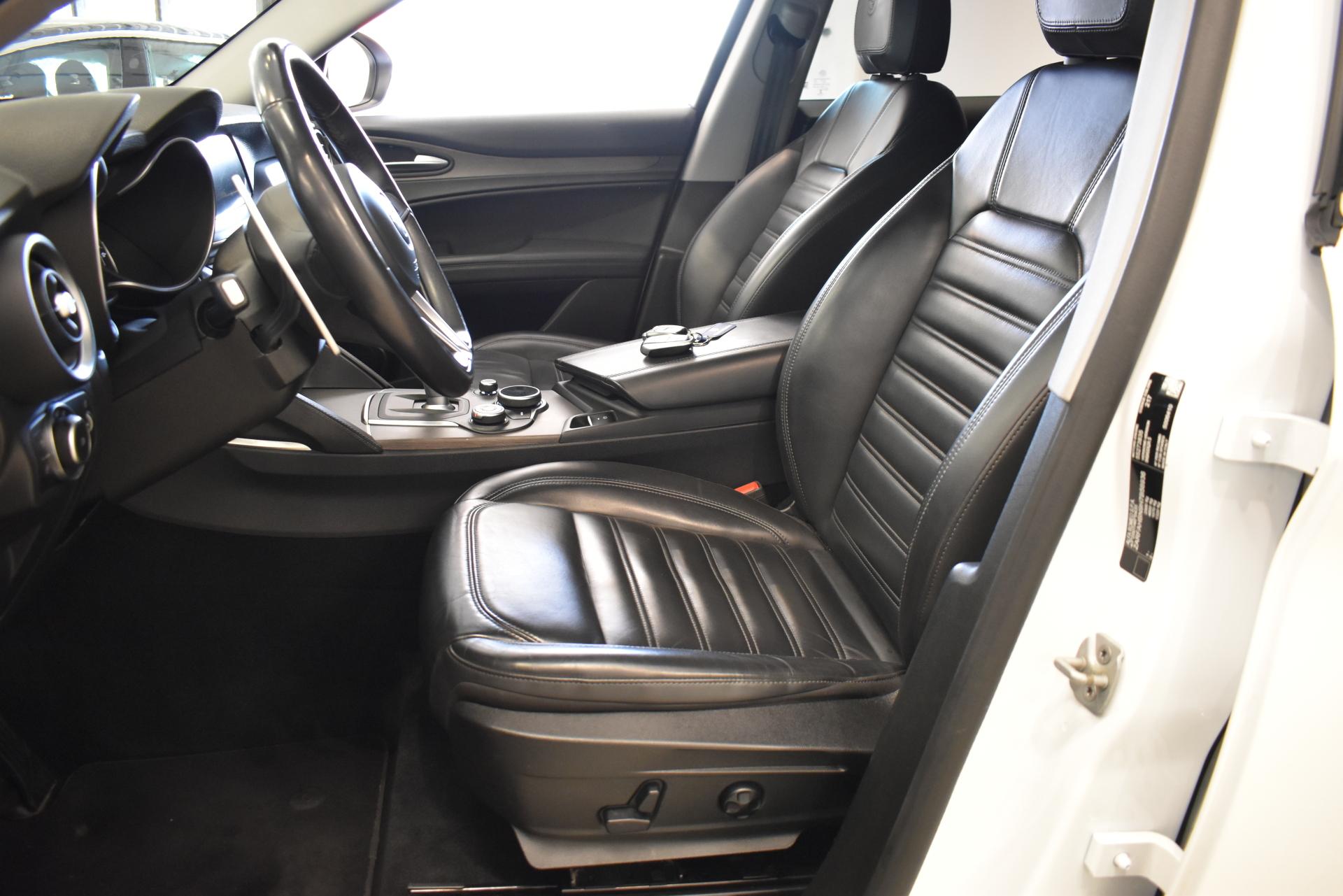 ALFA ROMEO Stelvio 10