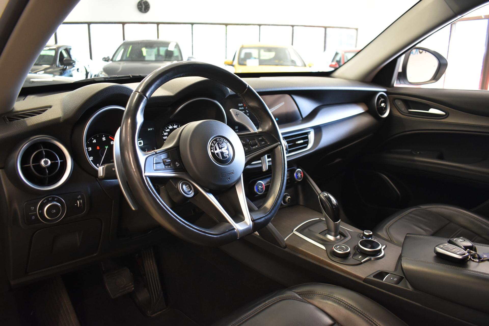 ALFA ROMEO Stelvio 11
