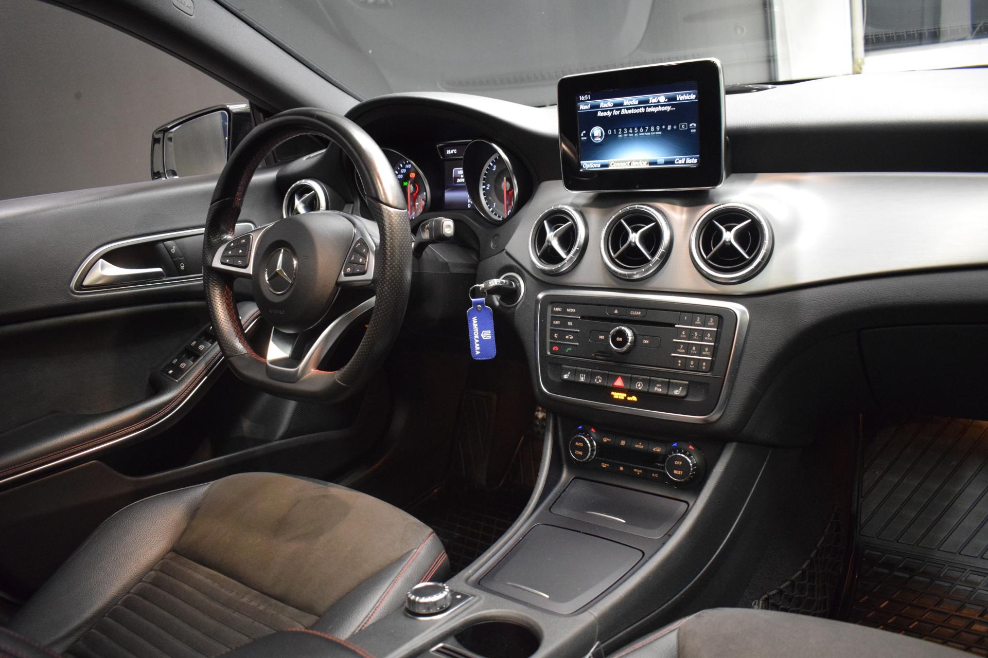 MERCEDES-BENZ CLA 2015