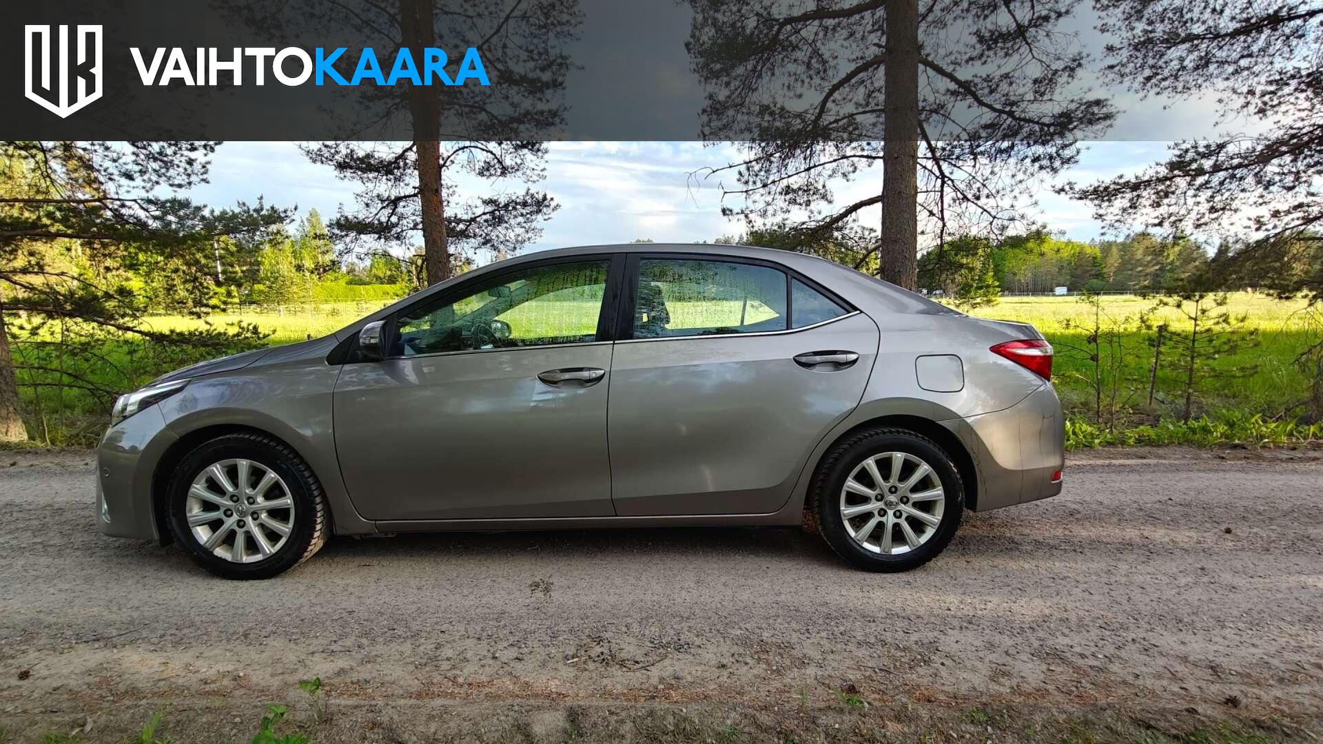 TOYOTA Corolla 2014