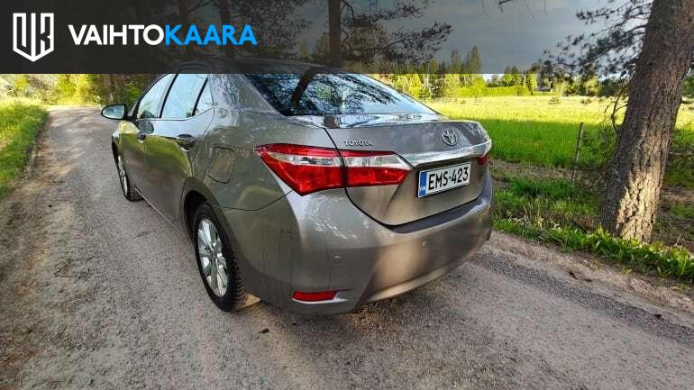 TOYOTA Corolla 2014