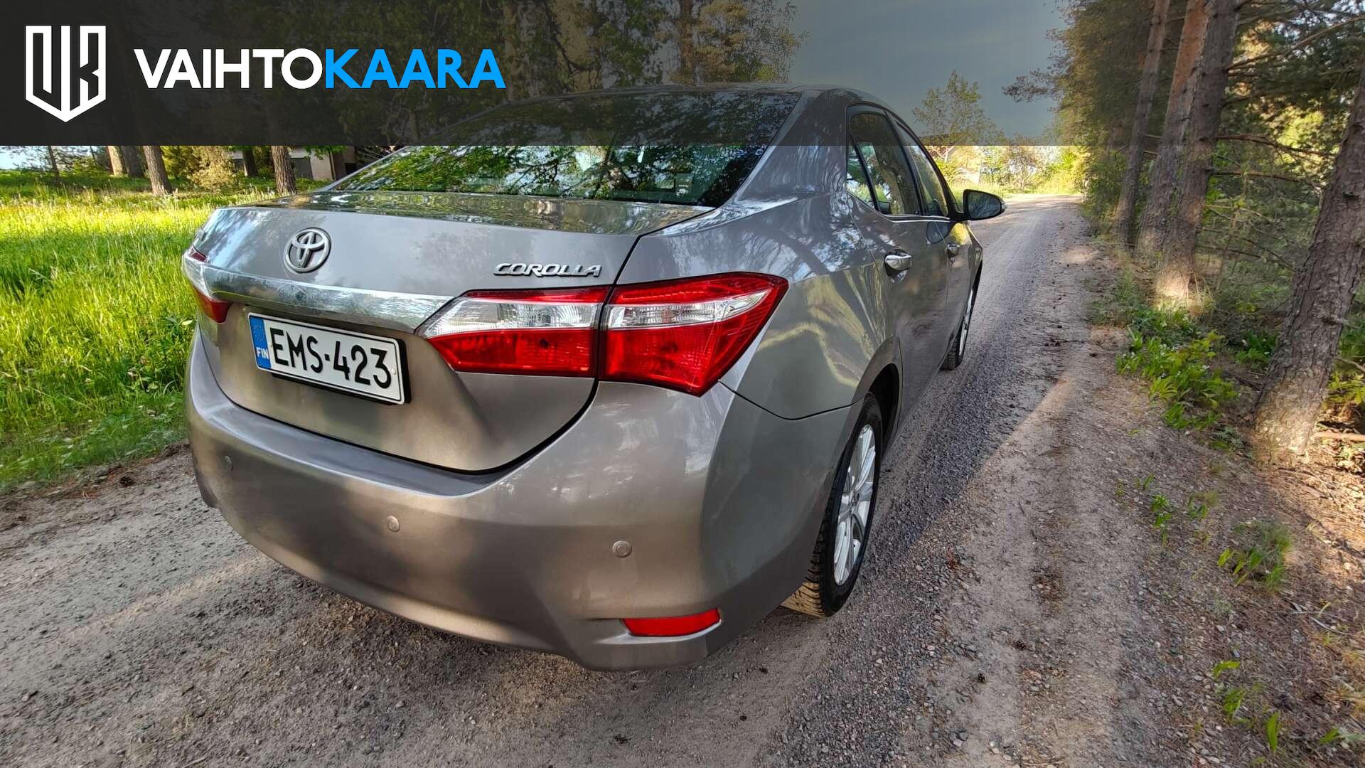 TOYOTA Corolla 2014