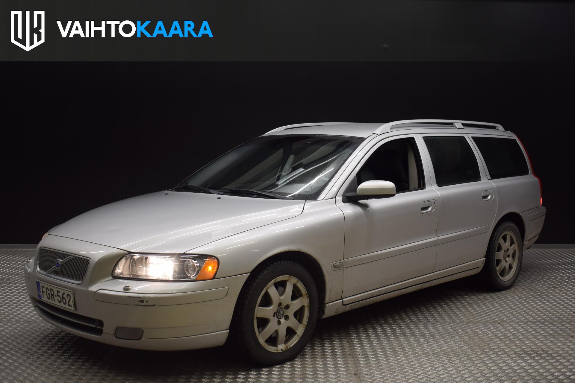 VOLVO V70 2005