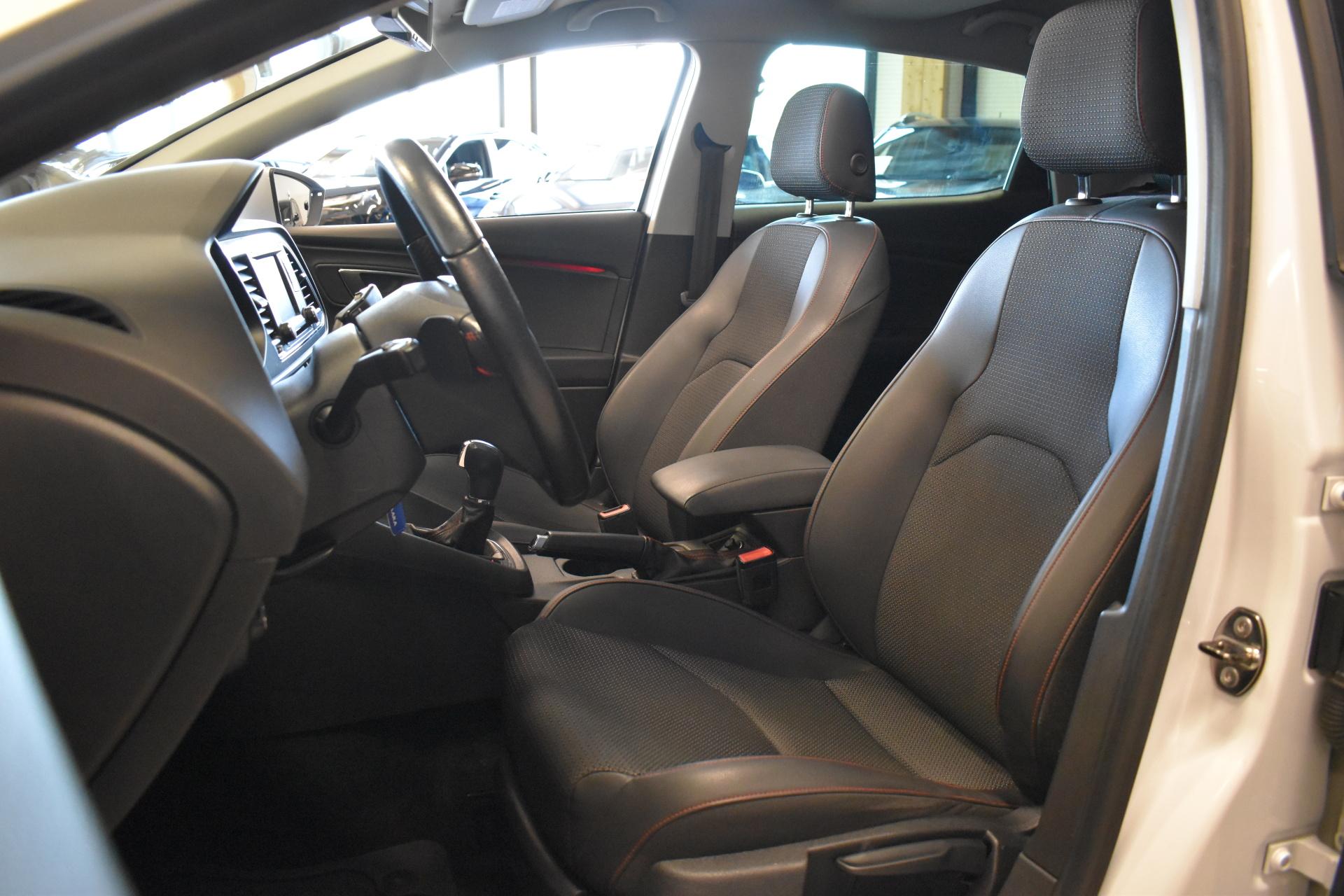SEAT Leon 10