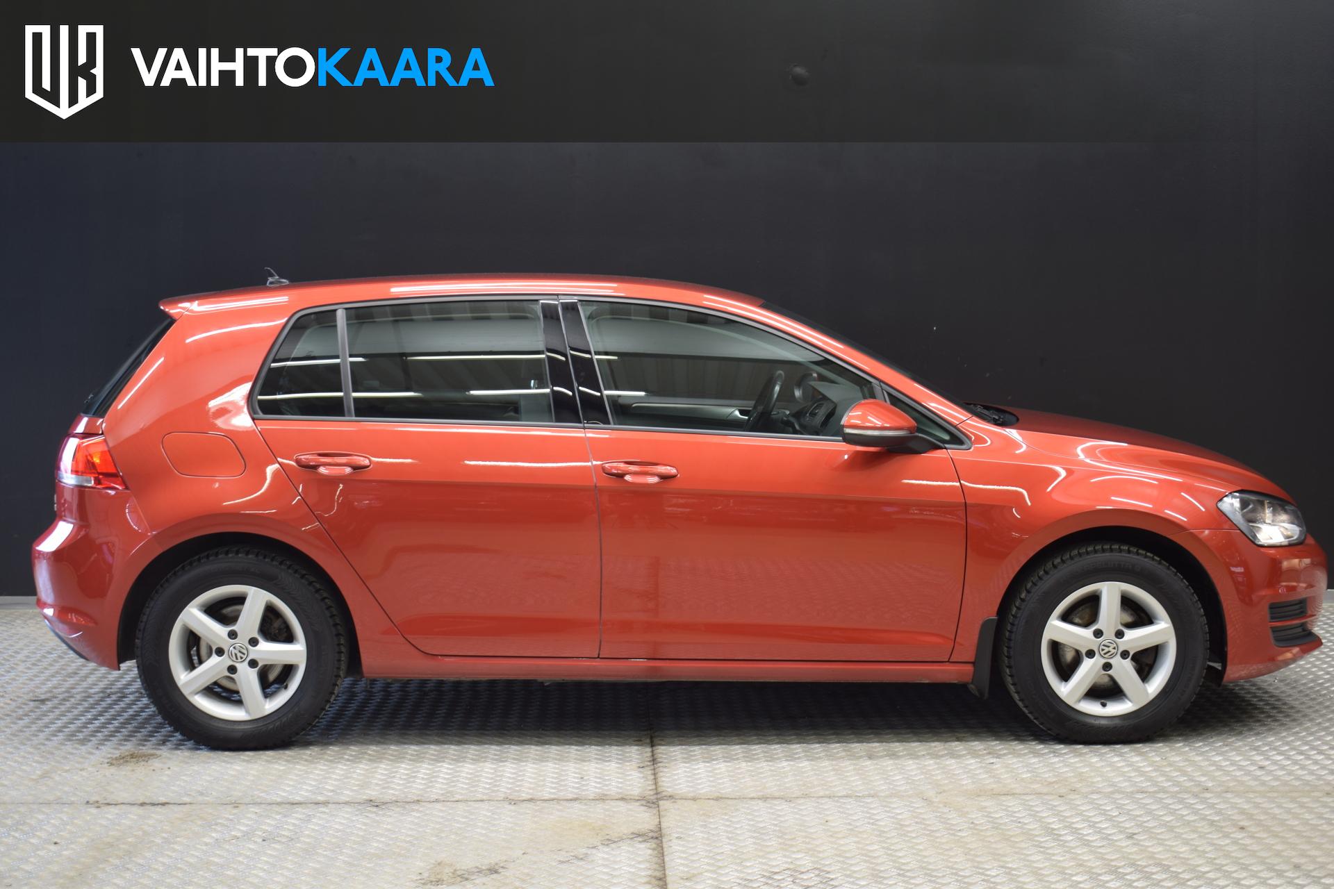 VOLKSWAGEN Golf 2016