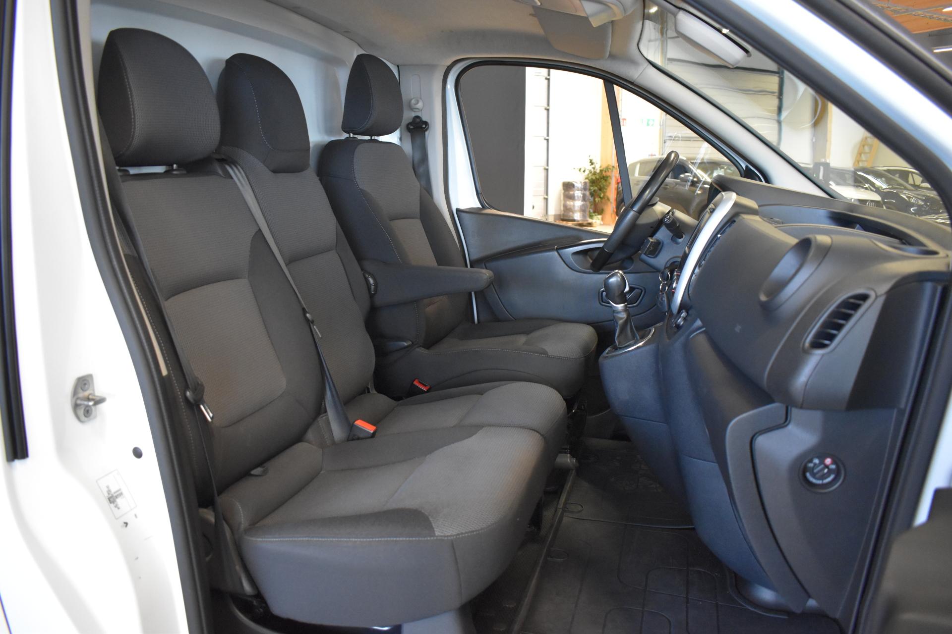 RENAULT Trafic 2020