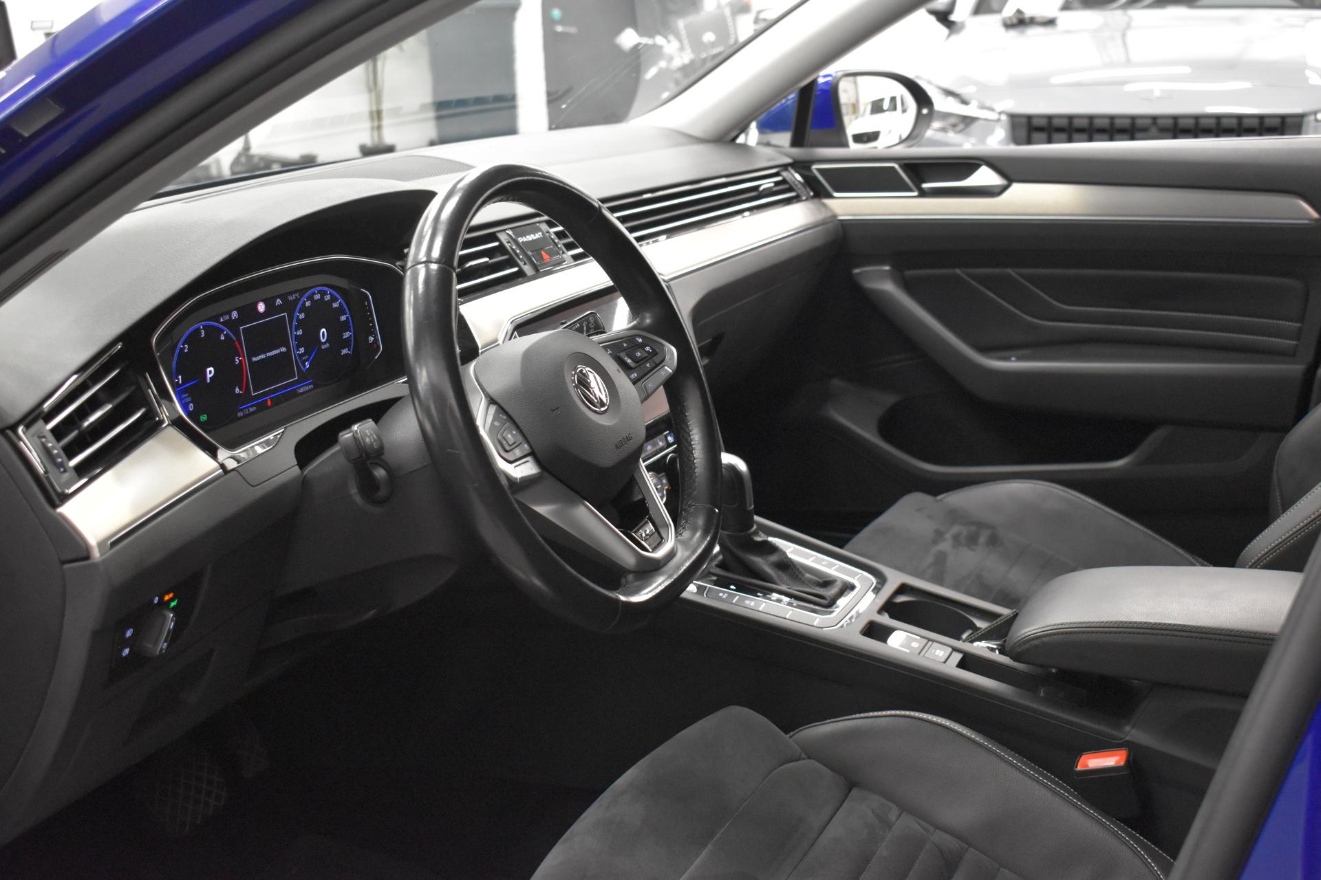 VOLKSWAGEN Passat 2020