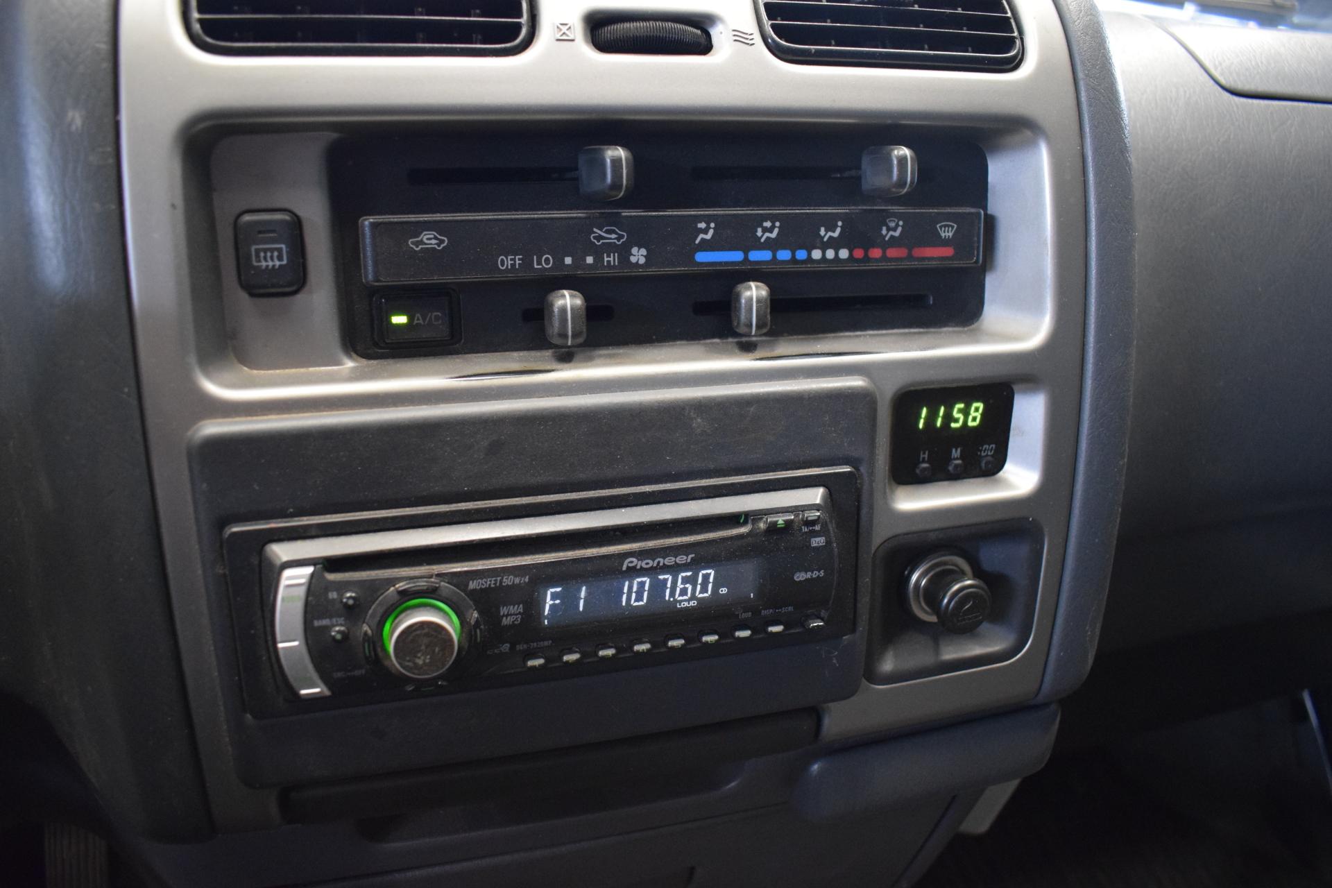 TOYOTA Hiace 2007