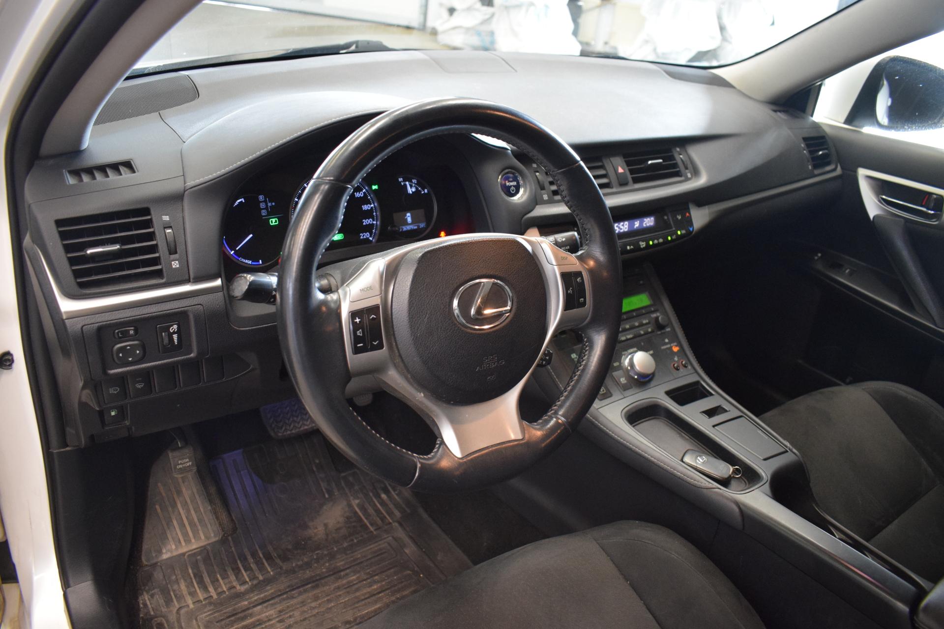 LEXUS CT 2012