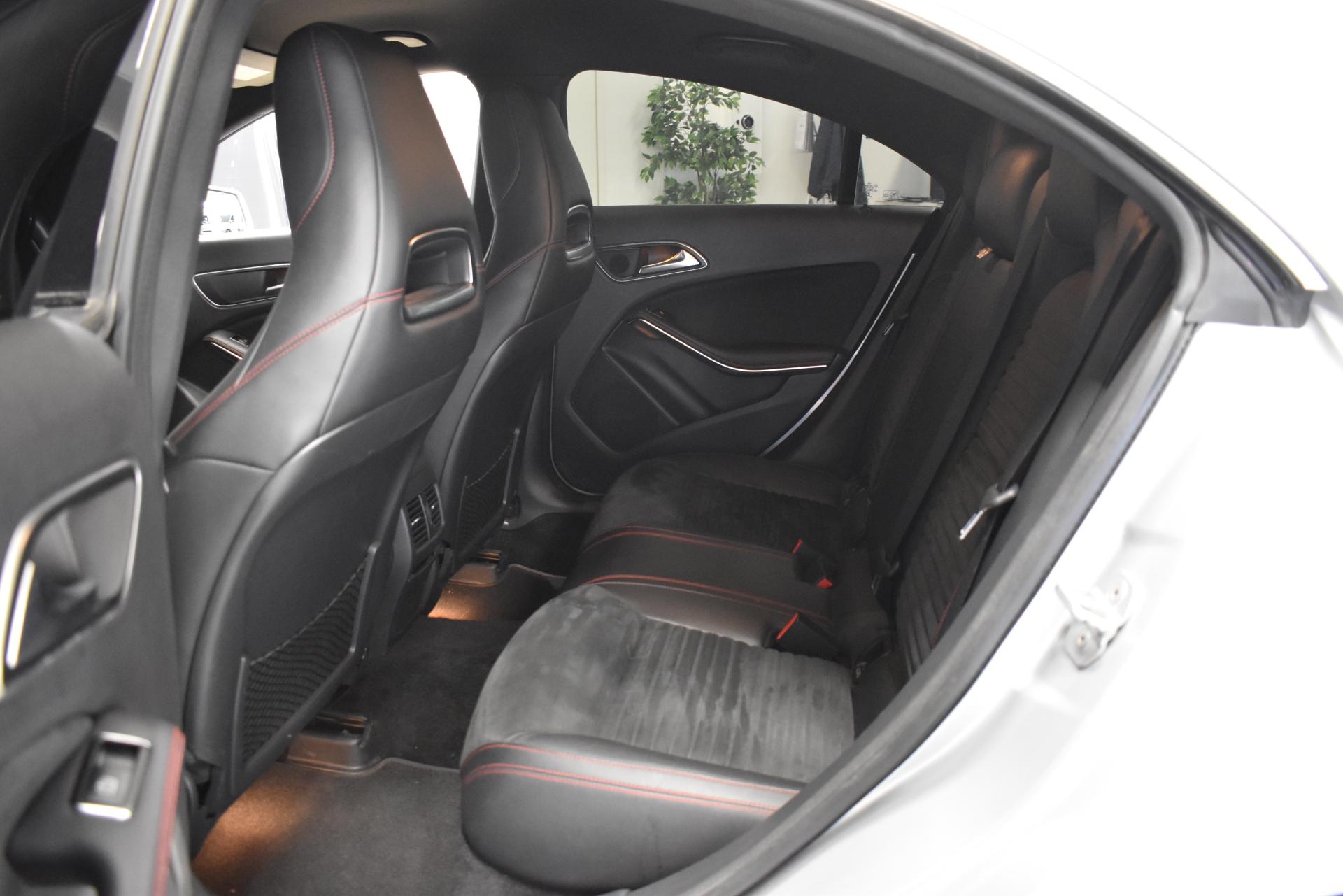 MERCEDES-BENZ CLA 2013