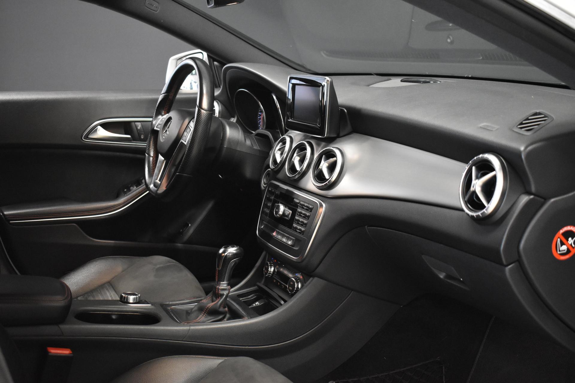 MERCEDES-BENZ CLA 2013