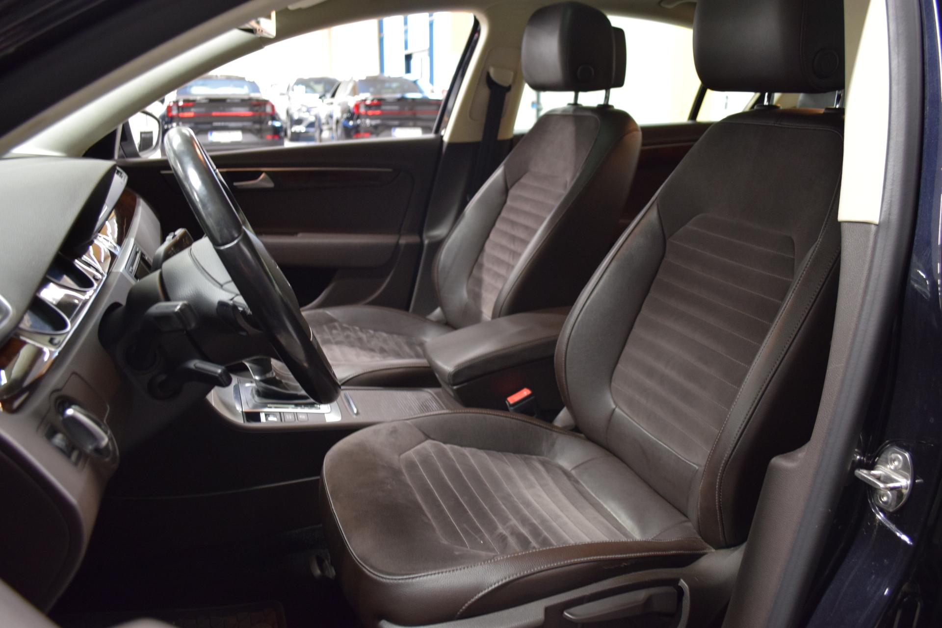 VOLKSWAGEN Passat 2014