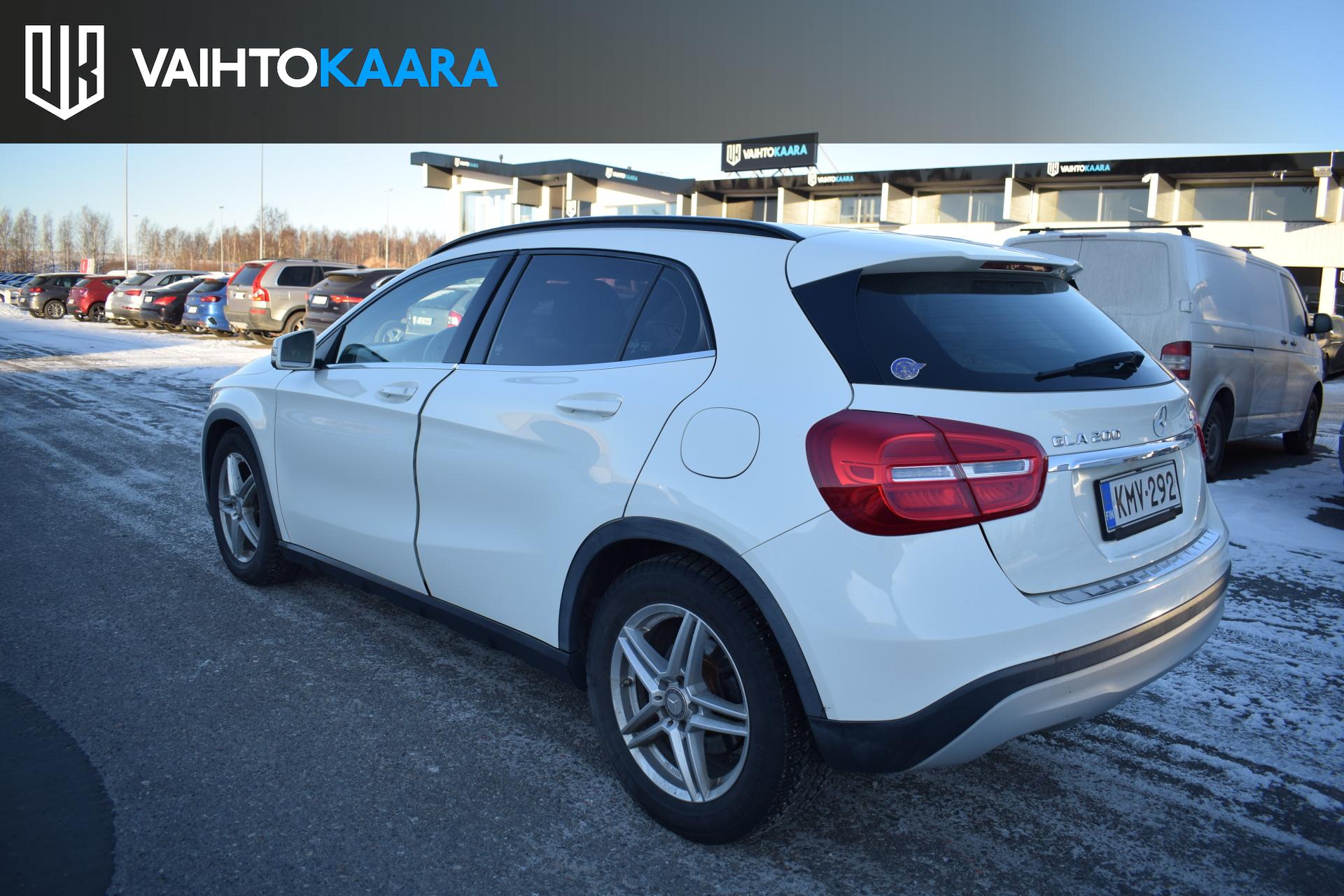 MERCEDES-BENZ GLA 2015