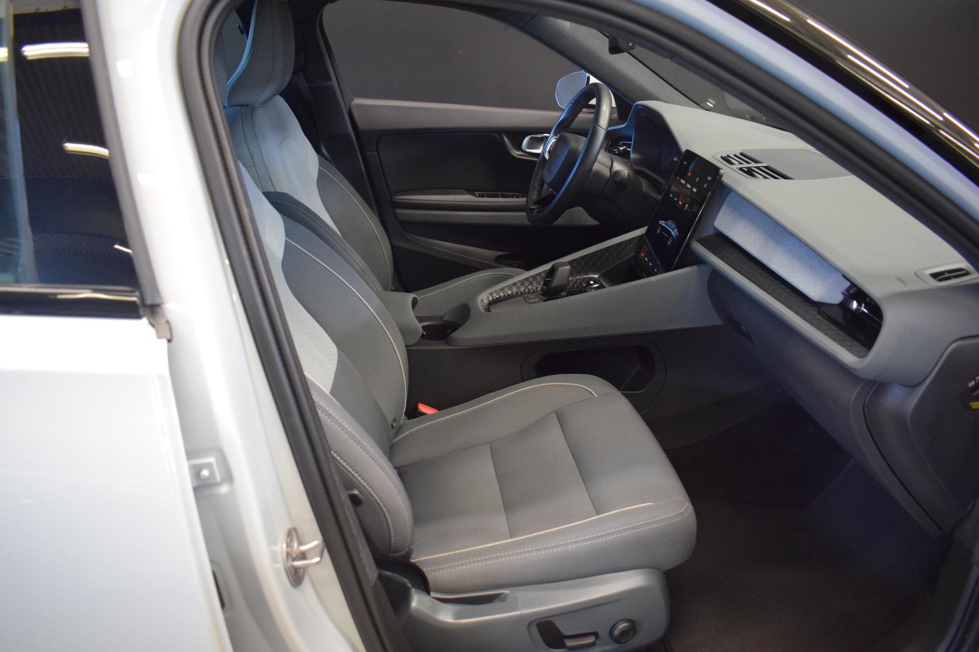 POLESTAR 2 2023