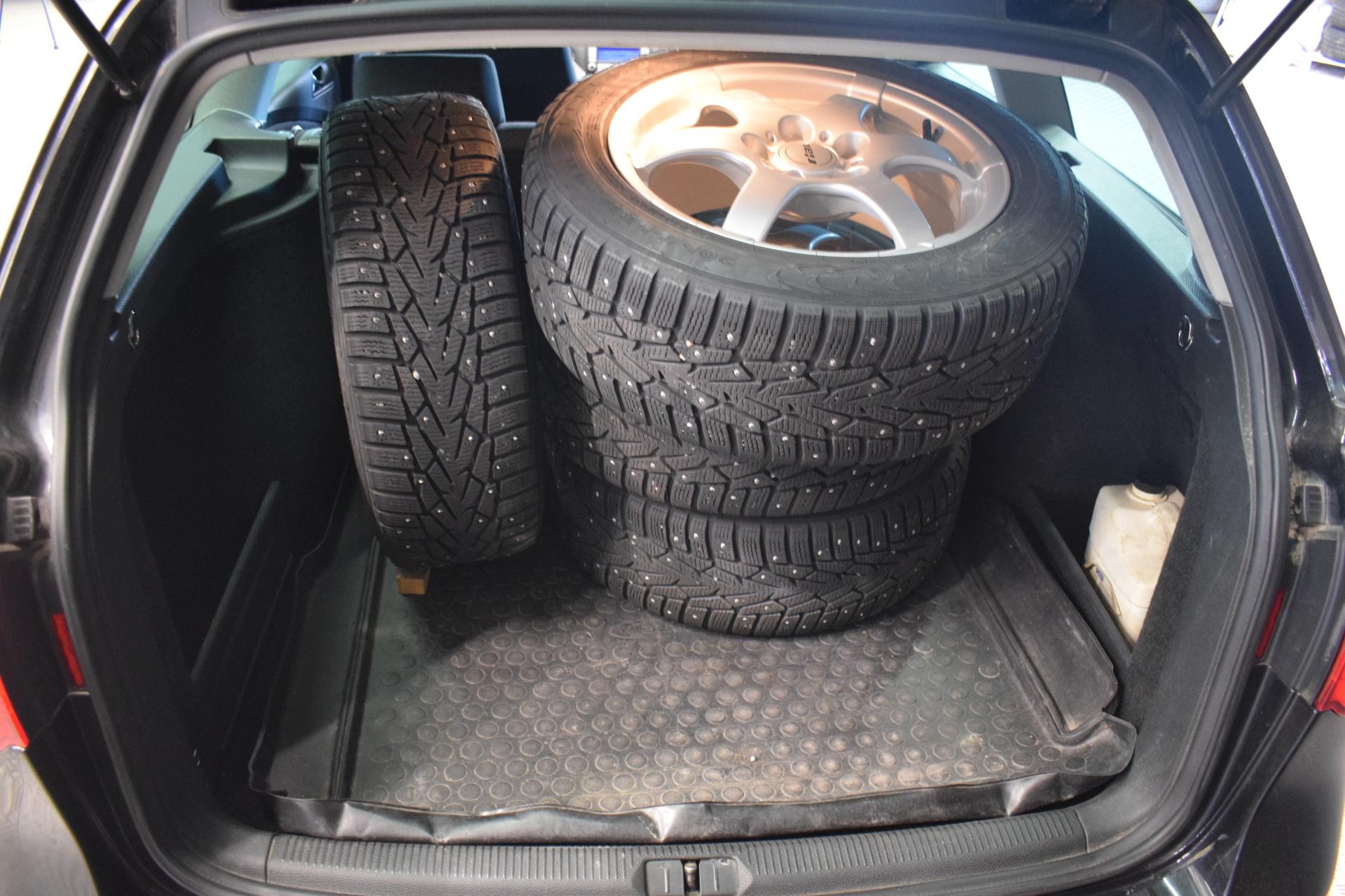 VOLKSWAGEN Passat 2008