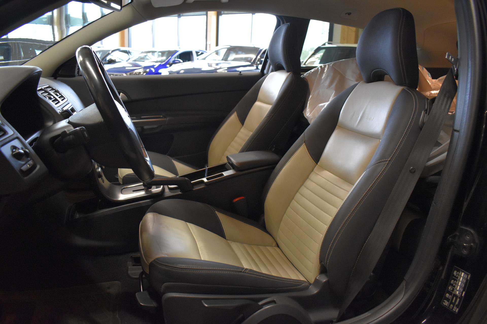 VOLVO C30 2011
