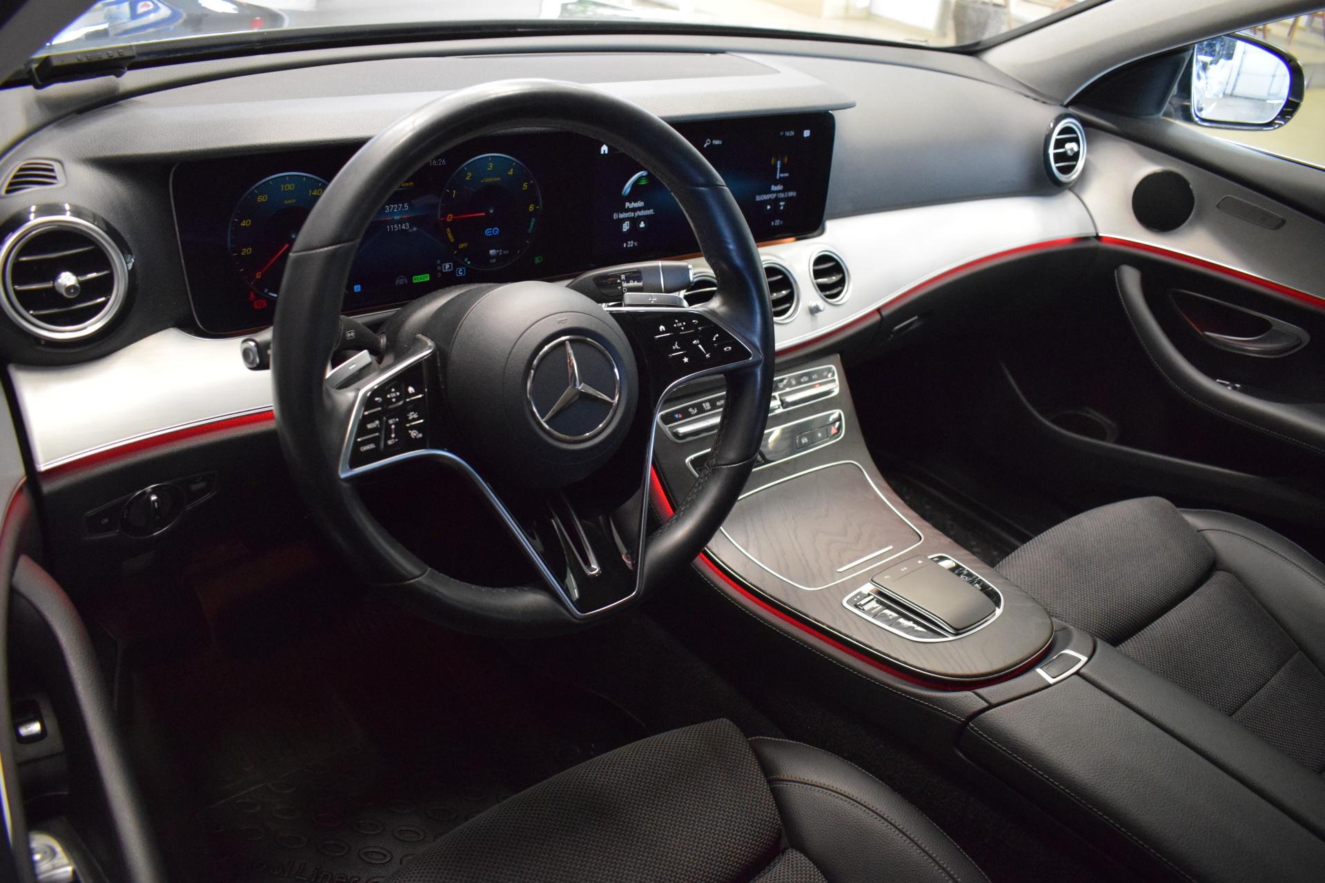 MERCEDES-BENZ E 2021