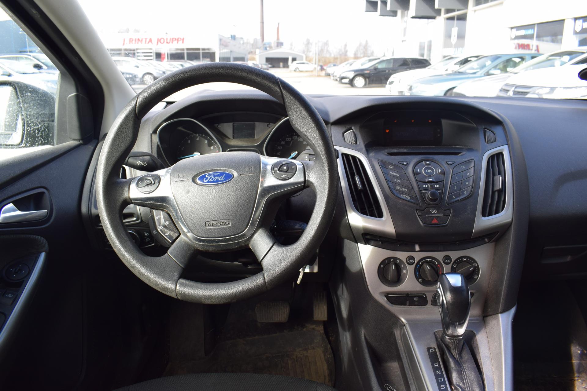 FORD Focus 2012