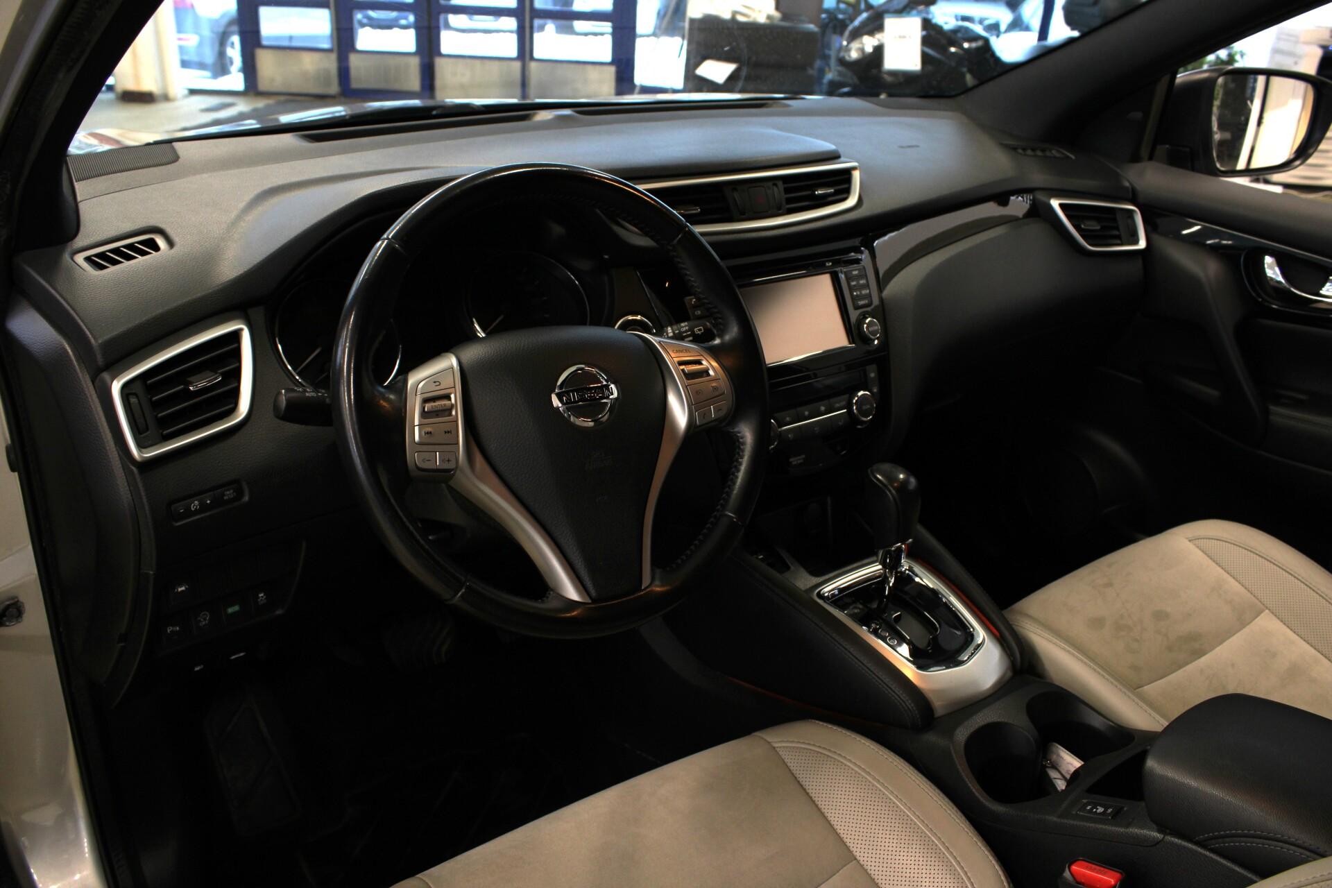 NISSAN Qashqai 2016