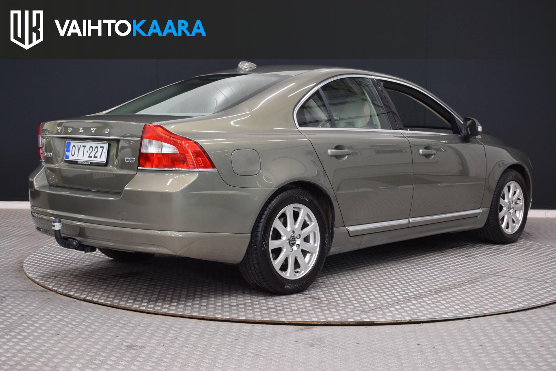 VOLVO S80 7