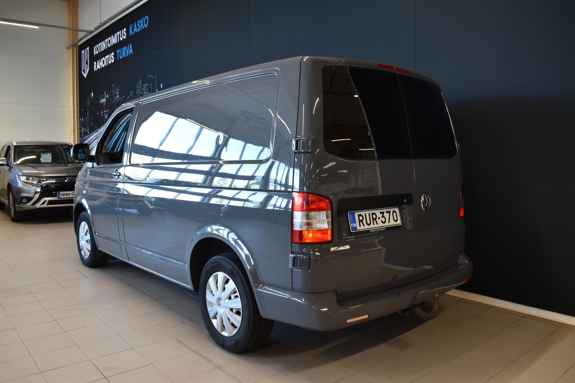 VOLKSWAGEN Transporter 2010