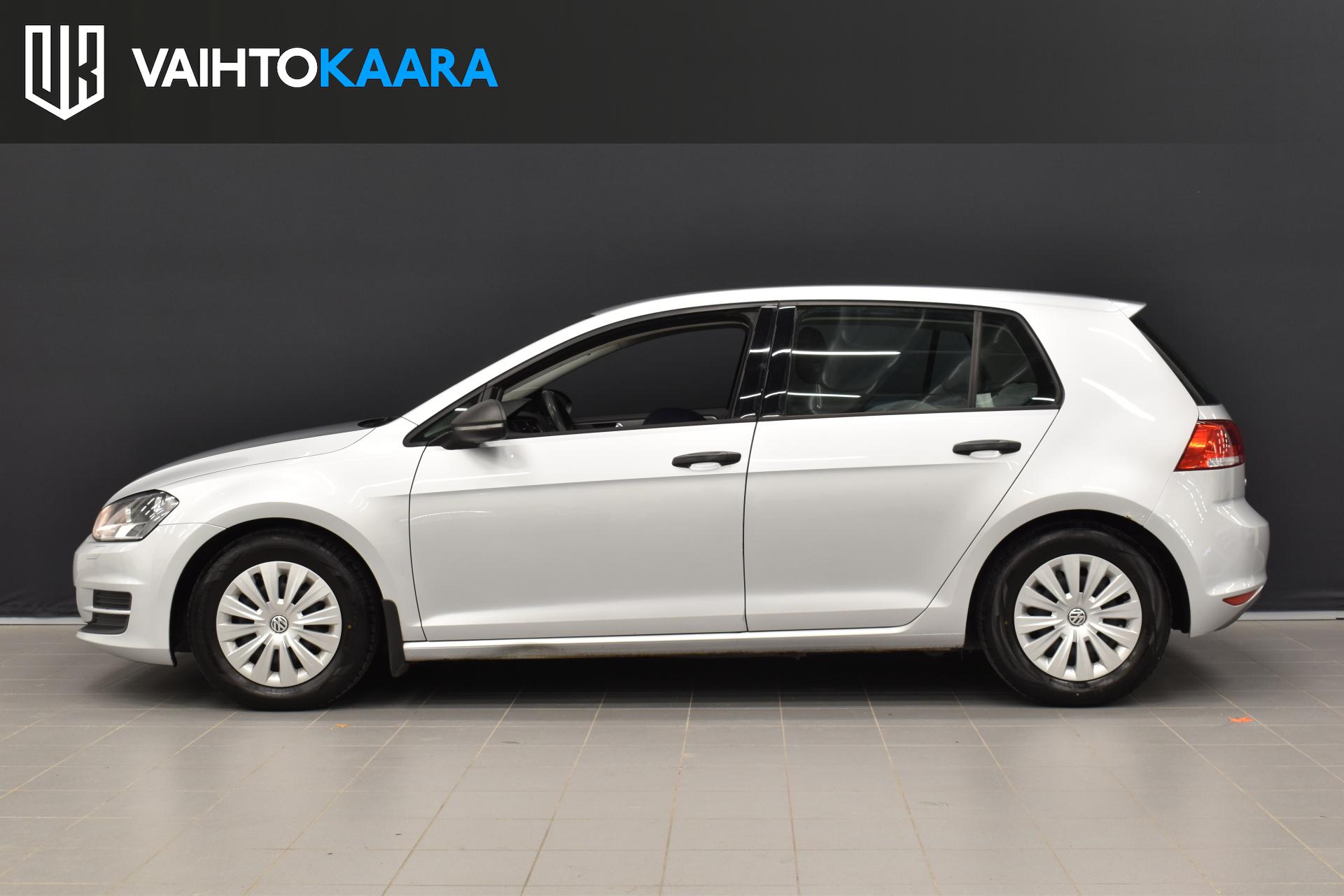 VOLKSWAGEN Golf 2012