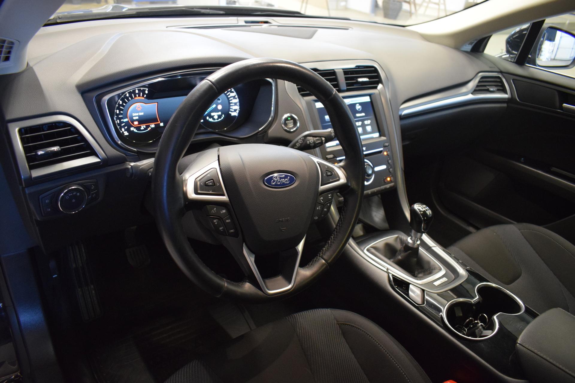 FORD Mondeo 2015