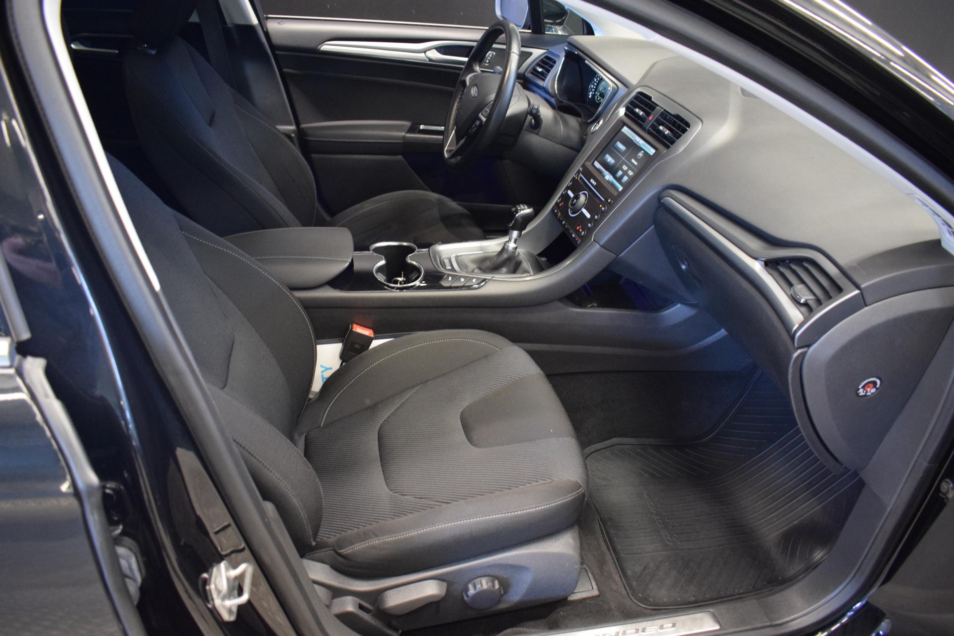 FORD Mondeo 2015